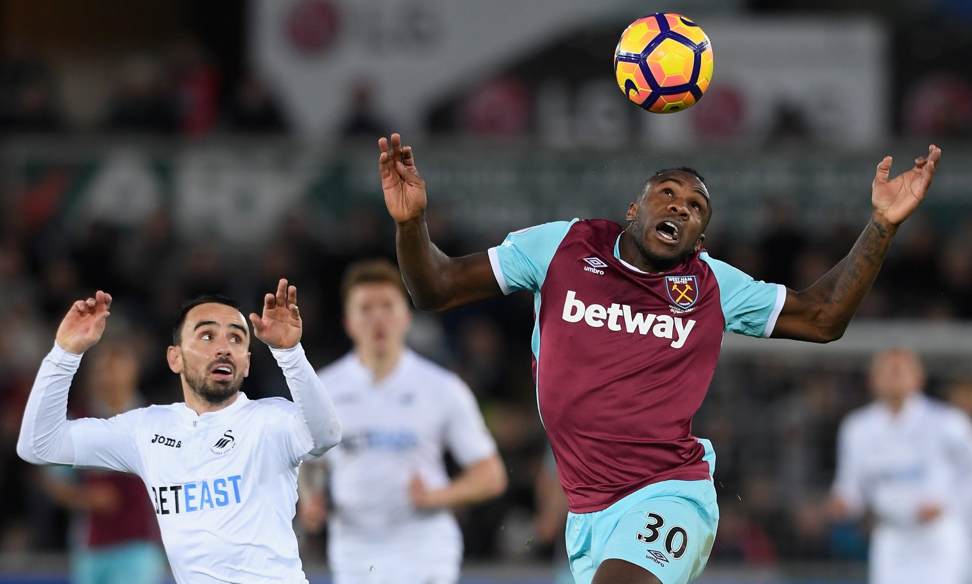 埃文斯是如 埃文斯是如